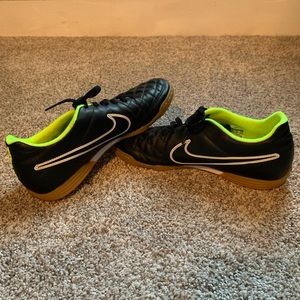 Nike Tiempo Rio II Indoor Soccer Shoes